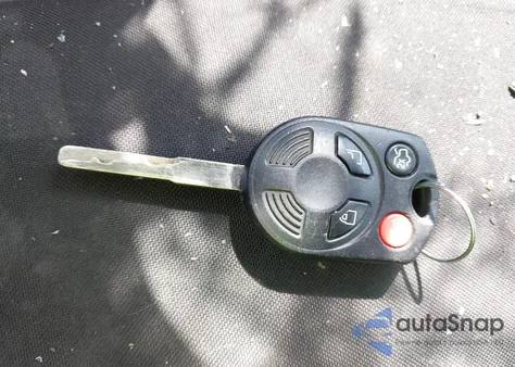 2017 Ford Focus Sel z USA, uszkodzony, nr VIN 1FADP3M24HL244082